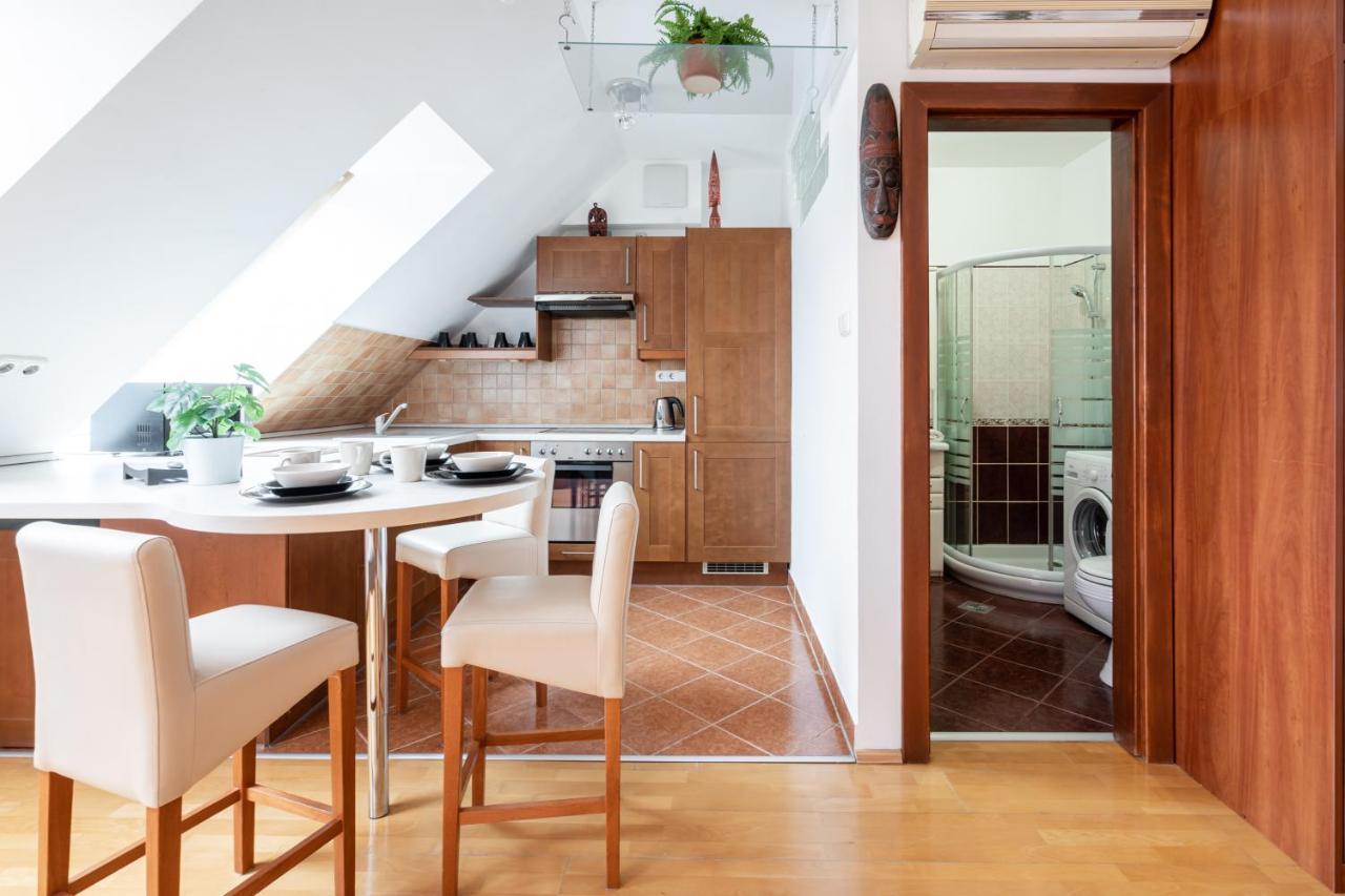 Beautiful Apartment With Ac Budapest Kültér fotó