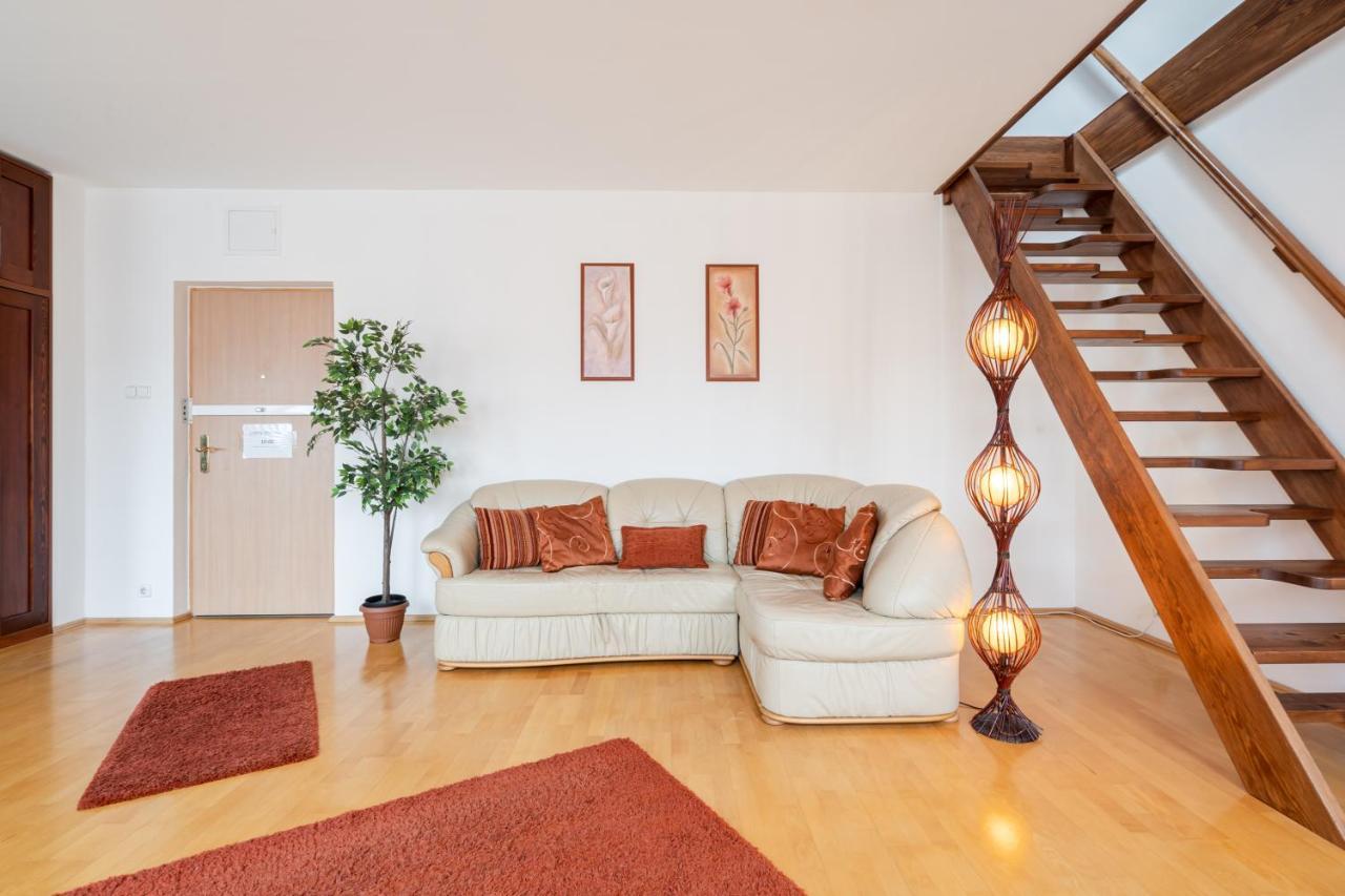 Beautiful Apartment With Ac Budapest Kültér fotó